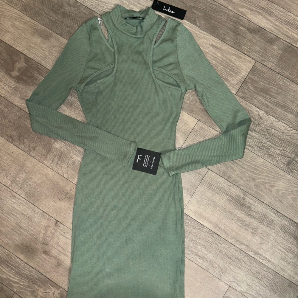 Lulu's Cutout Long Sleeve Dress